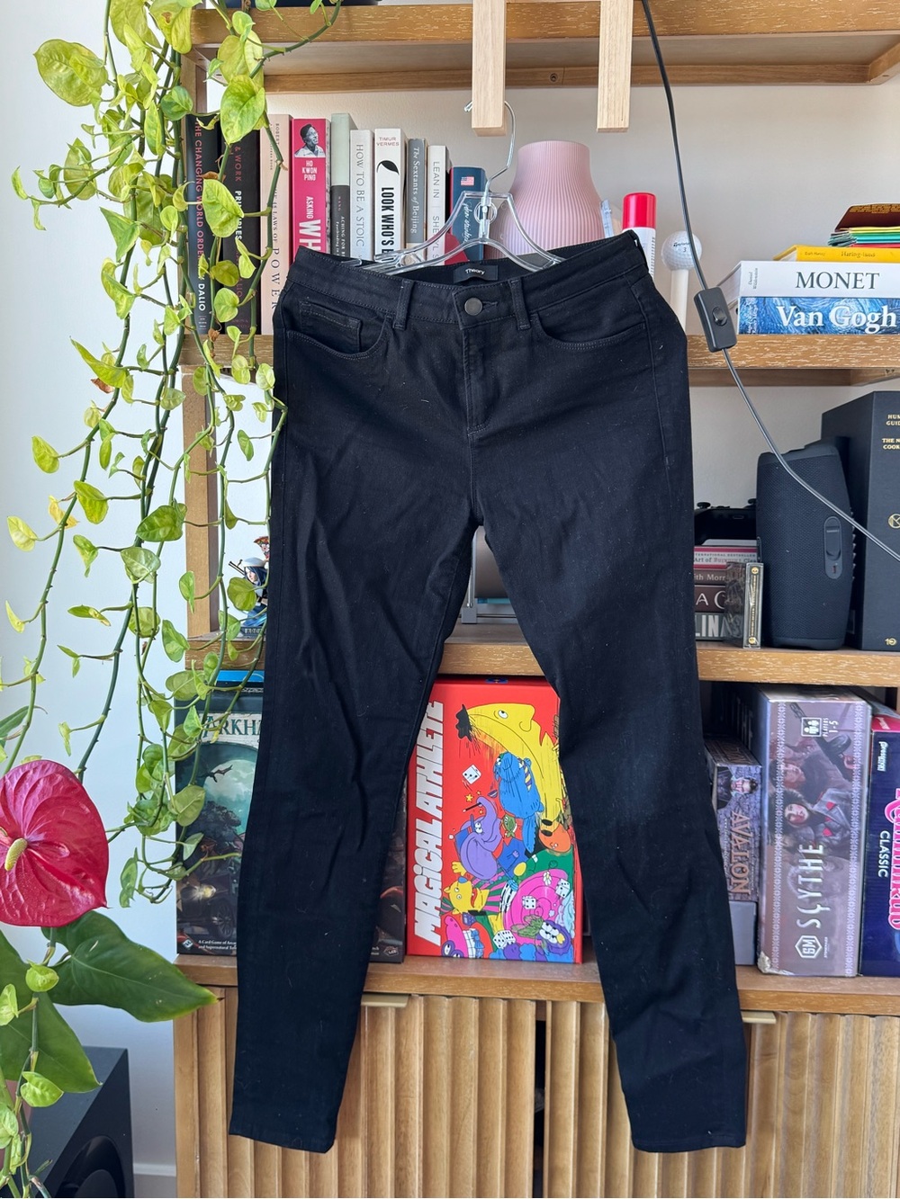 Theory Black Women’s Slim Jeans - Classic Everyday Style